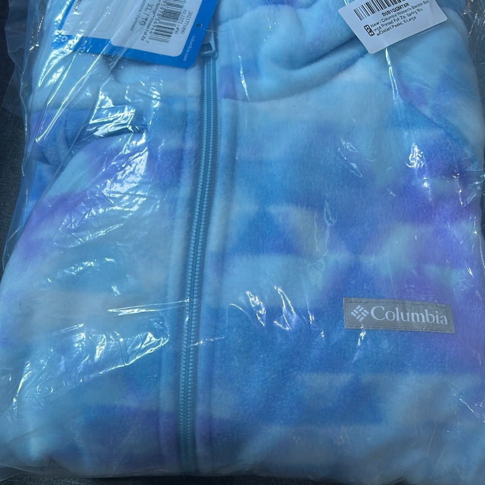 Columbia Sky Blue and Lavender Fleece Jacket